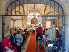 Einweihung der sieben Fußfälle im Oktober 2012 (Foto: Karl-Franz Thiede)